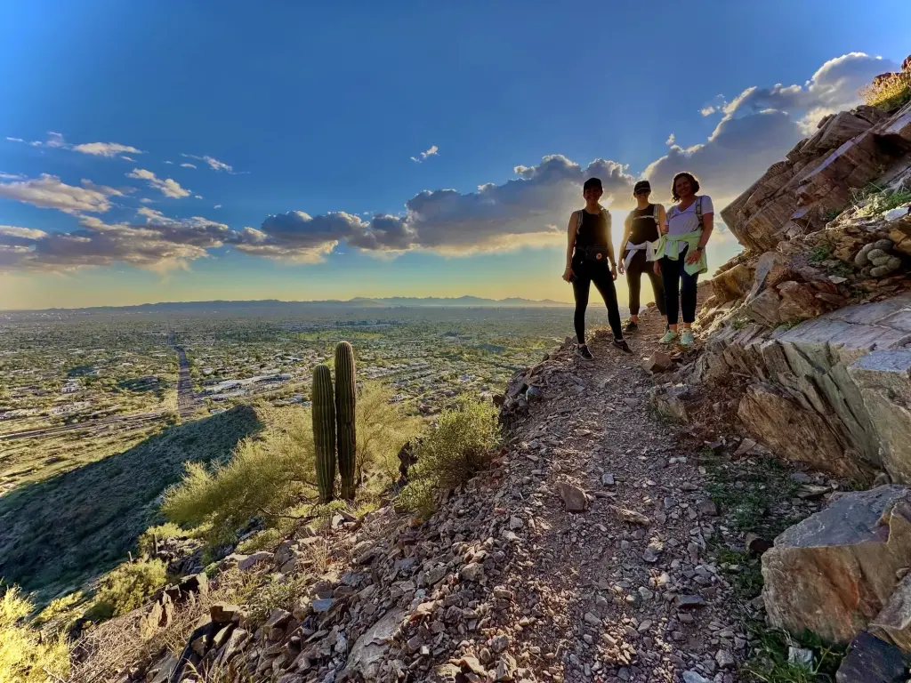 Mad Desert Trekking, photo 1