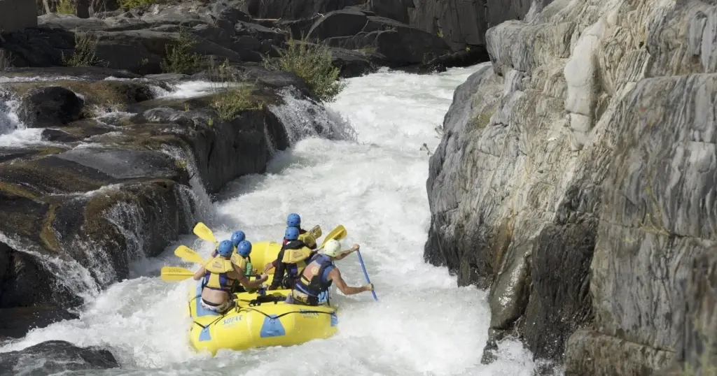 Tahoe Whitewater Tours – American River, photo 1