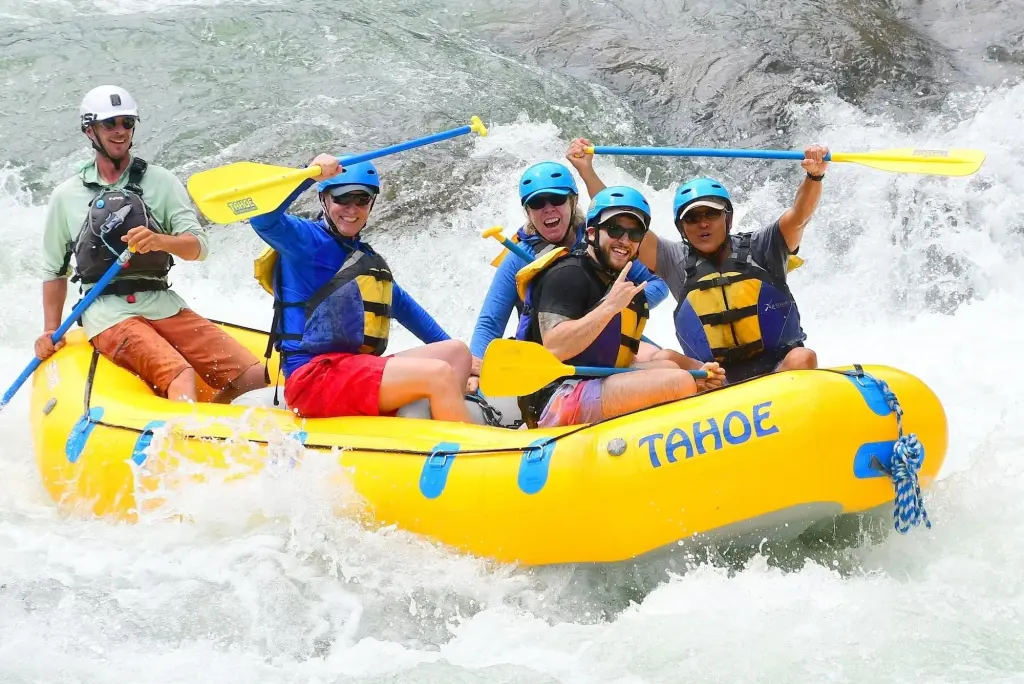 Tahoe Whitewater Tours – Truckee River, photo 1