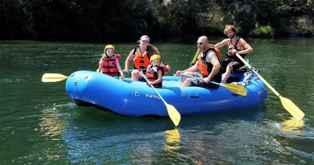 Trinity River Rafting, photo 1